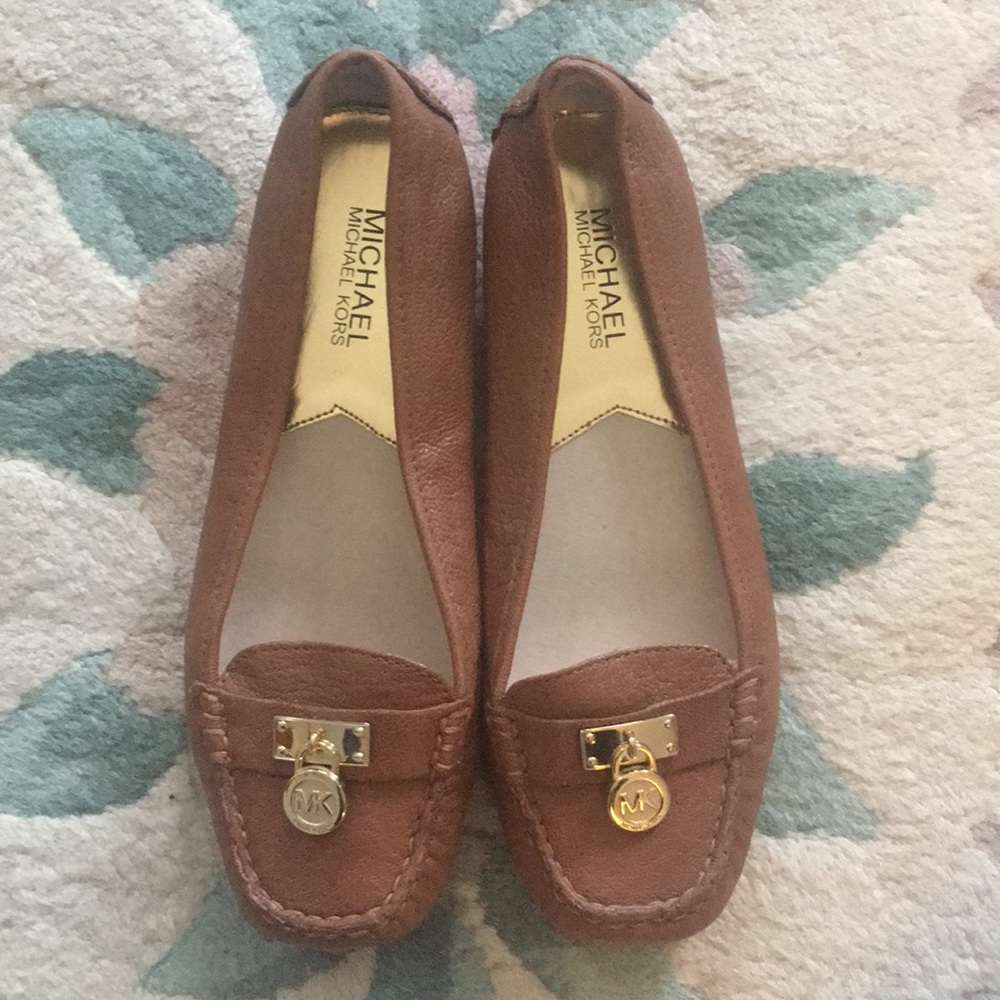 Michael Kors MK Hamilton Lock Leather Loafers